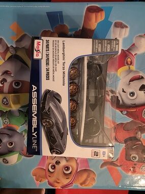 Assembly Line Lamborghini Terzo Millennio Black Model Car Kit